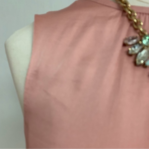 BNN RPBLIC Bubble Sleeveless Blouse NWT - Picture 2 of 8